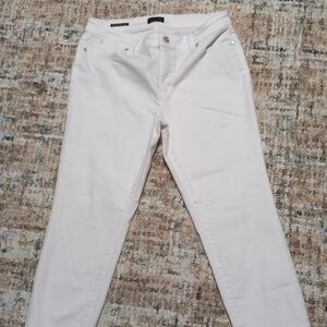 Women's White Slim Stretch Jeans